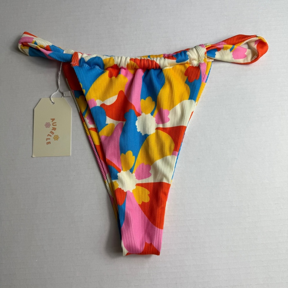 Aurelle Women’s Bikini Bottom Floral‎ Size XL NWT Beach